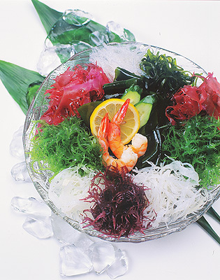 海藻を食べるのは日本人だけって知ってた？