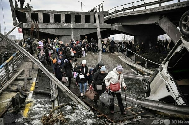 ロシア軍、人道回廊から逃げる民間人を殺すために地雷設置…赤十字が指摘