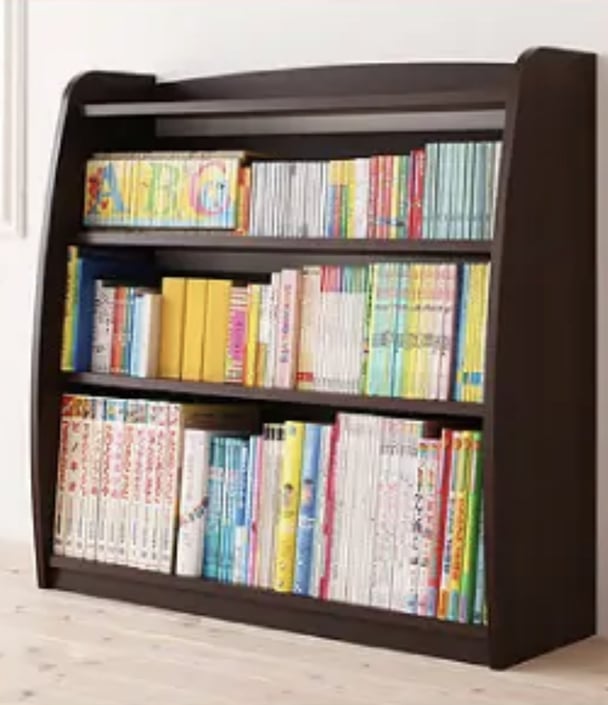 本をたくさん所有している幼児　本棚どんなのを使ってる？
