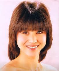 若い頃の松田聖子さんのような髪形にされた　聖子ちゃんカットではないが