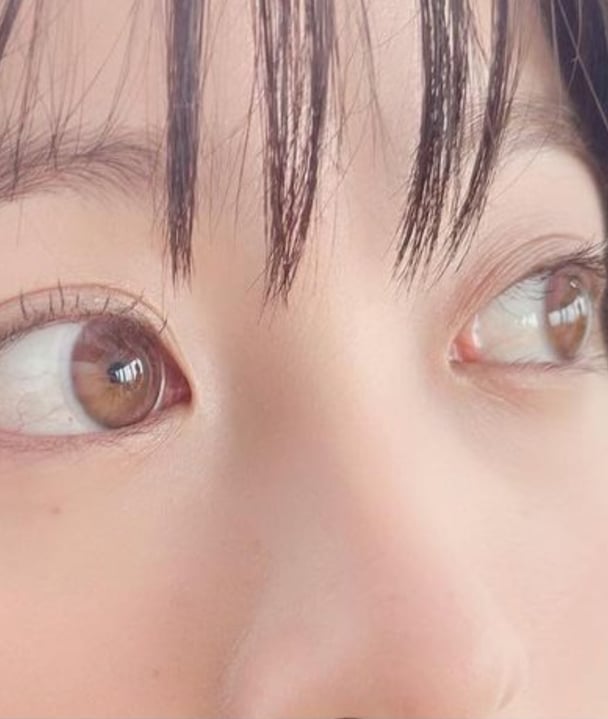 橋本環奈の瞳って色素薄くて綺麗だよね